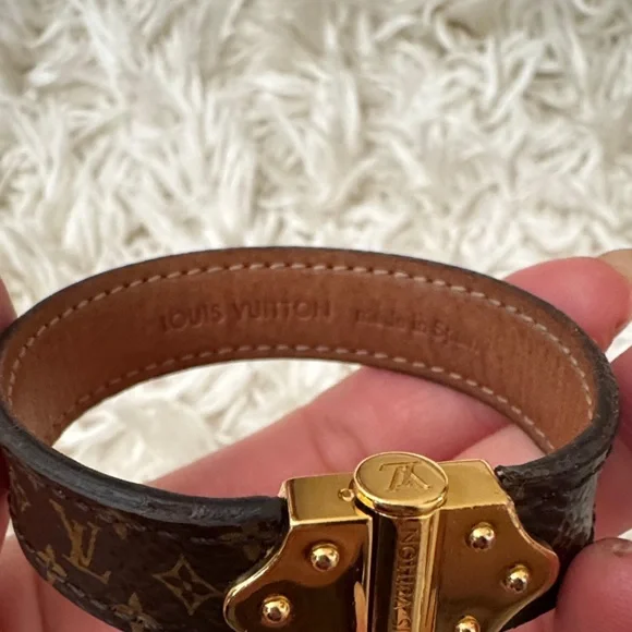 Louis Vuitton Nano monogram bracelet - Picture 5 of 7